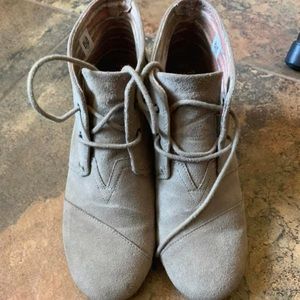Toms Wedges